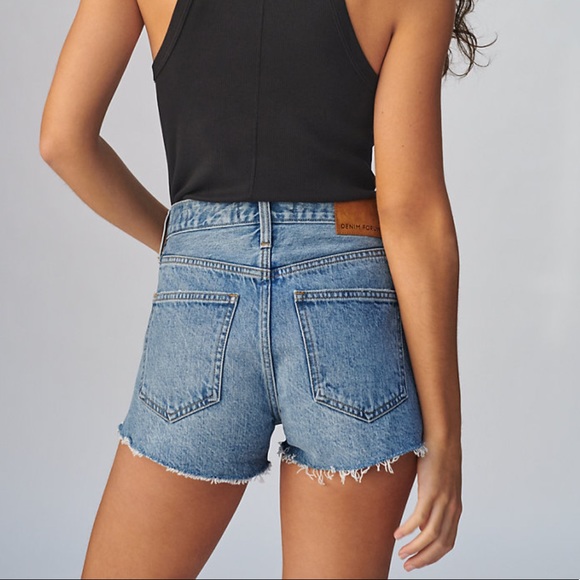 The Yoko Short Aritizia - Picture 3 of 3